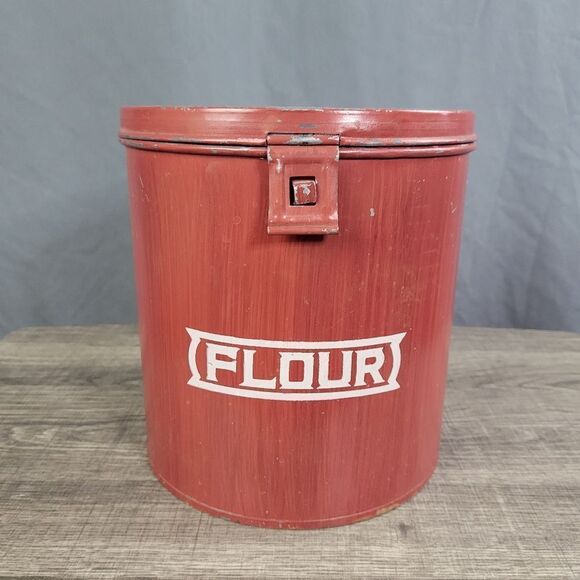 Vintage Rustic Two's Company Red Metal‎ Flour Tin - Picture 1 of 10